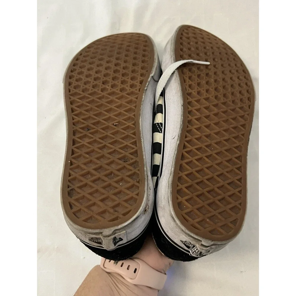 Vans Low Skate Shoes Unisex M7.5 W9 Black‎ Checkered Suede Lace Up Old Skool